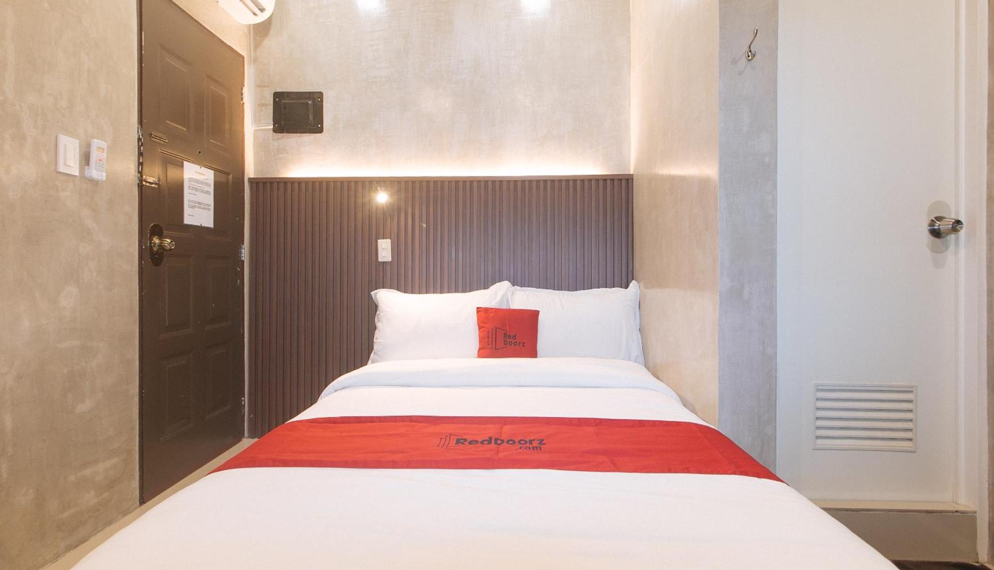 Reddoorz At Mbb Room Naia 2 Paranaque City Exterior foto